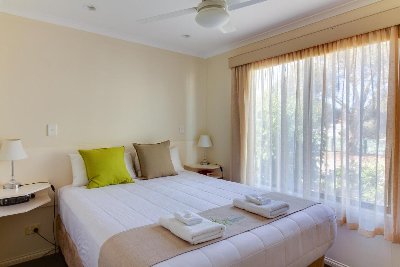 Berri Riverside Holiday Park ภายนอก รูปภาพ