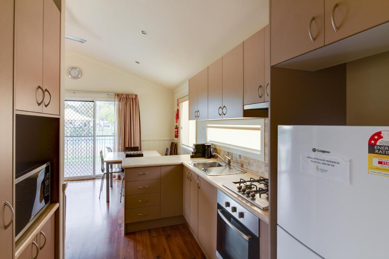 Berri Riverside Holiday Park ภายนอก รูปภาพ