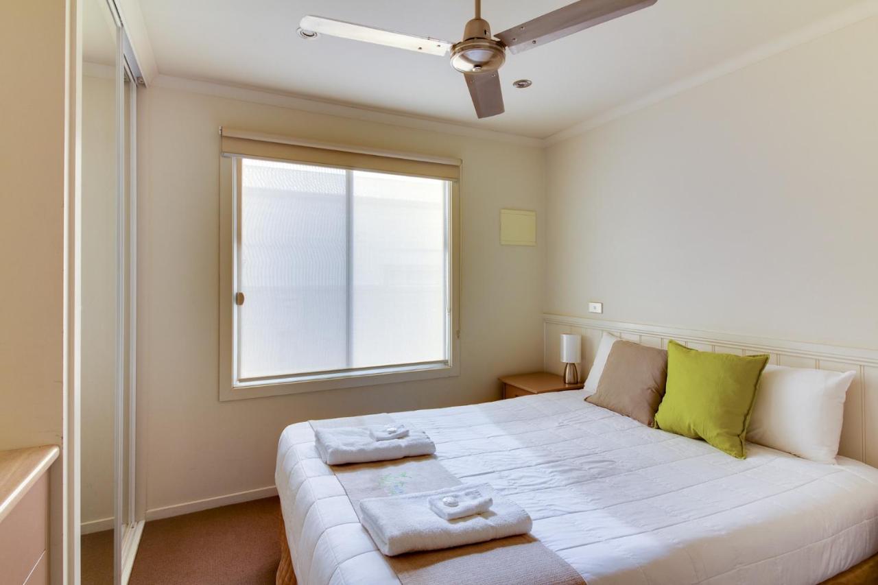 Berri Riverside Holiday Park ภายนอก รูปภาพ