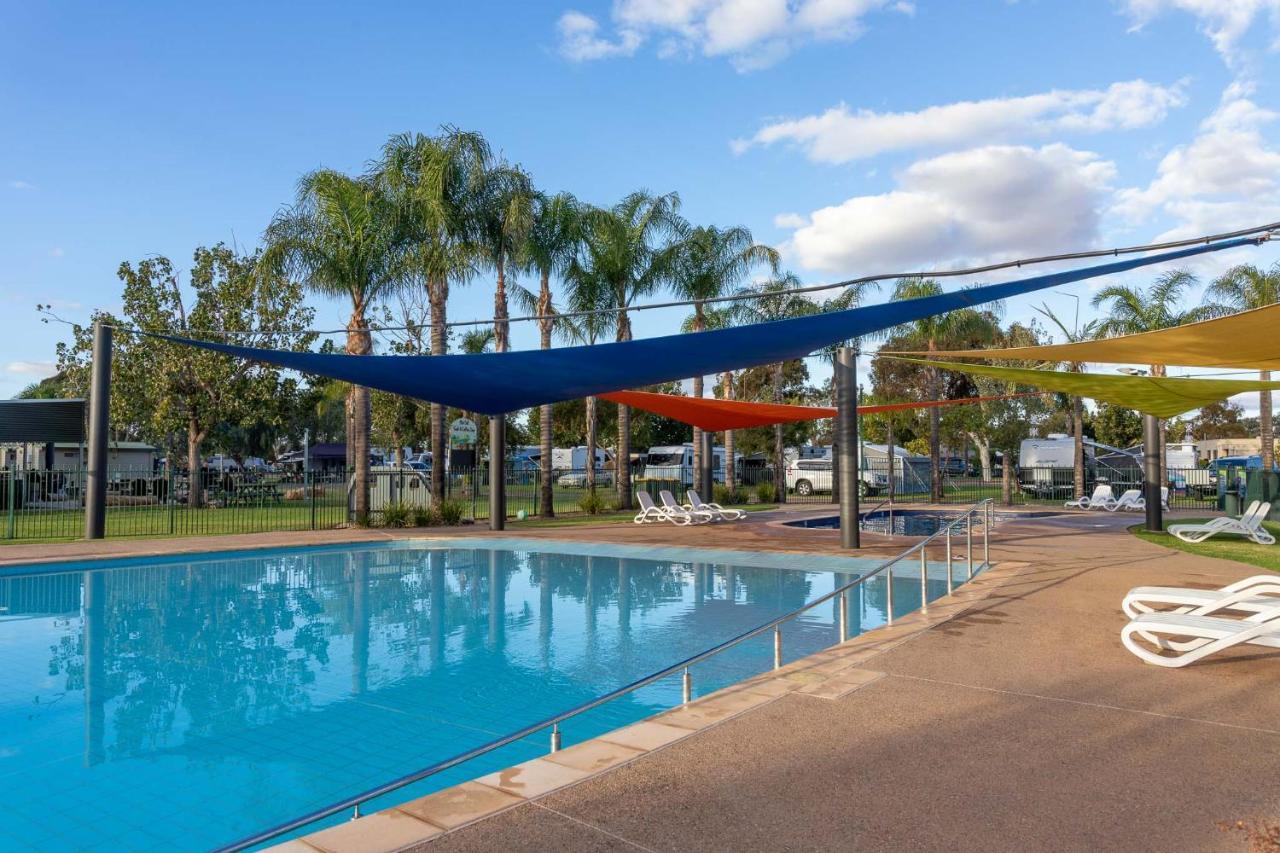 Berri Riverside Holiday Park ภายนอก รูปภาพ