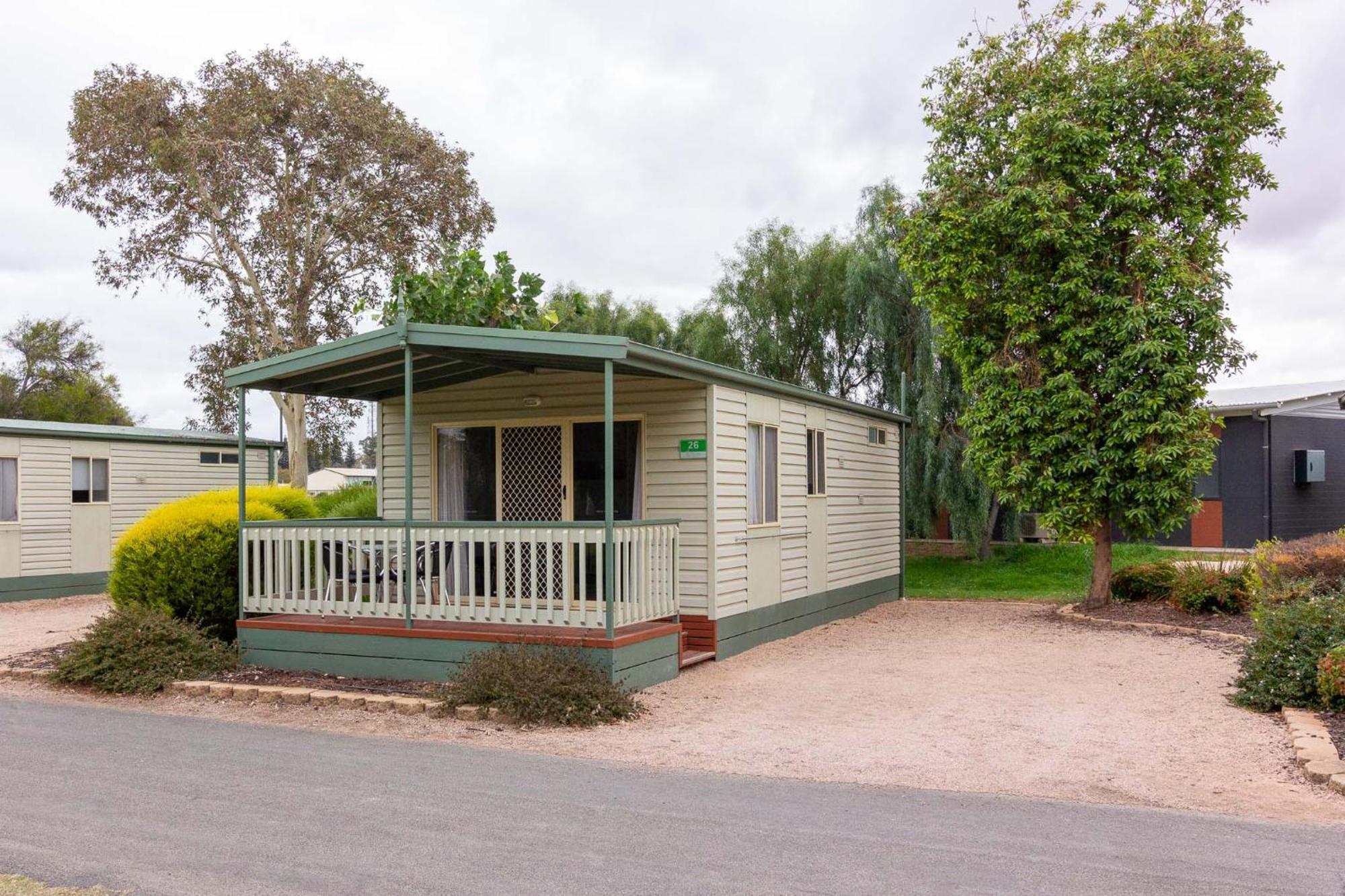 Berri Riverside Holiday Park ภายนอก รูปภาพ