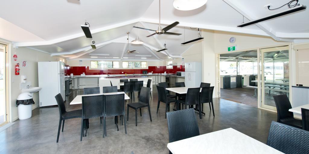 Berri Riverside Holiday Park ภายนอก รูปภาพ